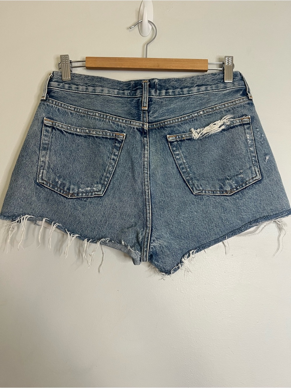 AGOLDE Women's Parker Vintage Cut-Off Short medium wash medium 100% cotton 28 - Picture 7 of 7